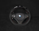 BMW E8X/E9X Cuir/Alcantara LED LEEUR AVEC AVEC PAUDLES DE CARBON DÉTAILS ROUGES