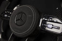 Volant Mercedes-Benz C63 AMG / G-Class – Carbone & Alcantara LED – Détails Blancs | LZ Performance
