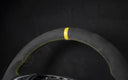 Ford Mondeo Alcantara volant, détails jaunes